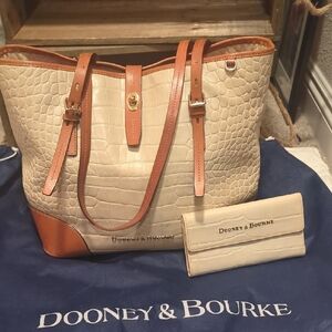 Dooney & Bourke Cream and Tan Women's Bag With Matching Wallet